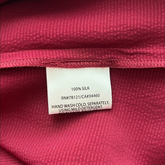 EILEEN FISHER Silk Satin Dark Tulip Hammered Ballet Neck Top Blouse XS $218 - Picture 11 of 13